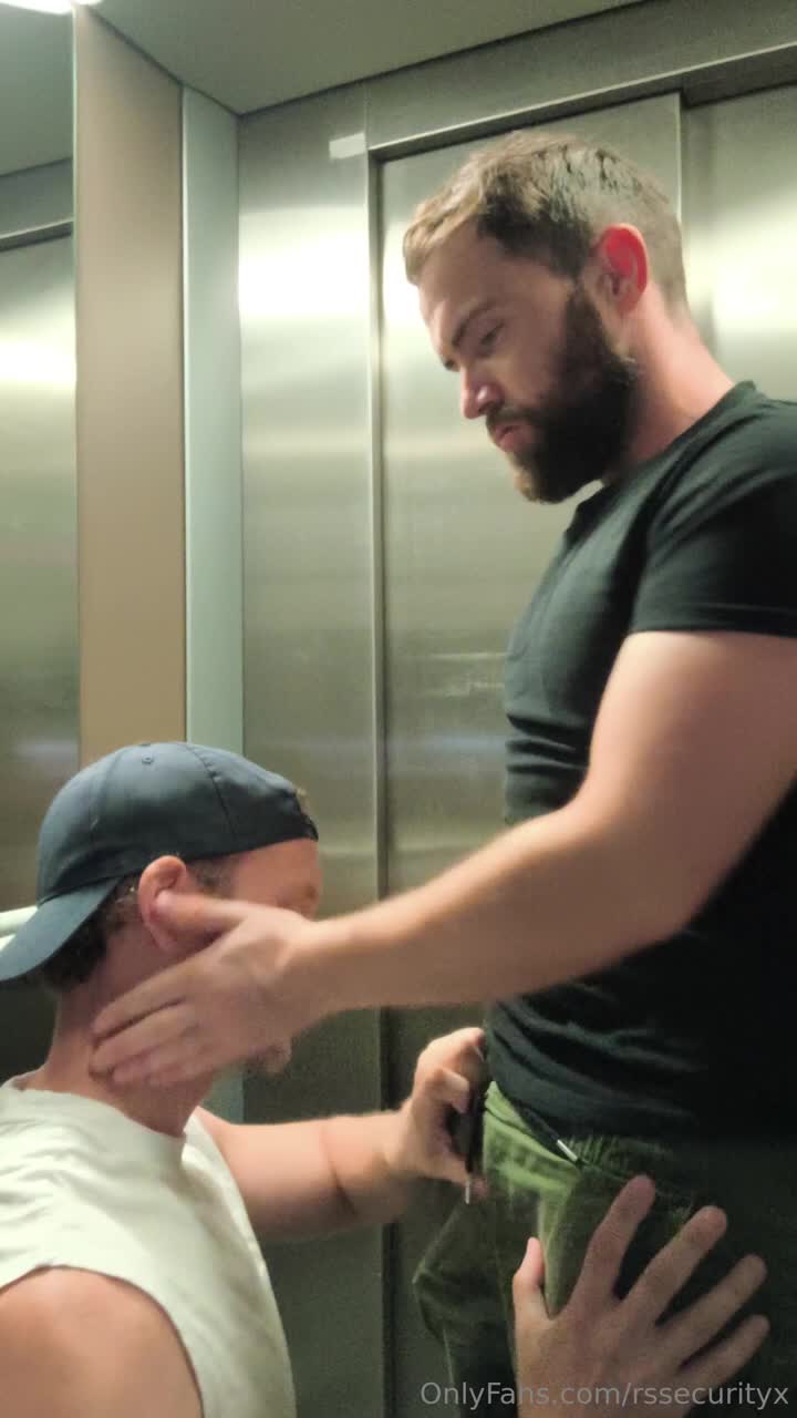 Rssecurityx - “I finally hooked up with my gym buddy.”J i enfin baiser mon..