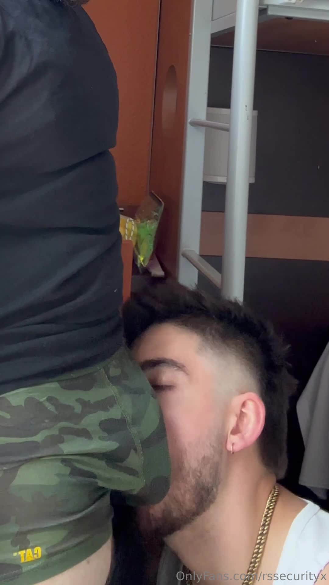 Rssecurityx - Je baise le gros boule rugbymen de Mayeubaise, et lui delivr..