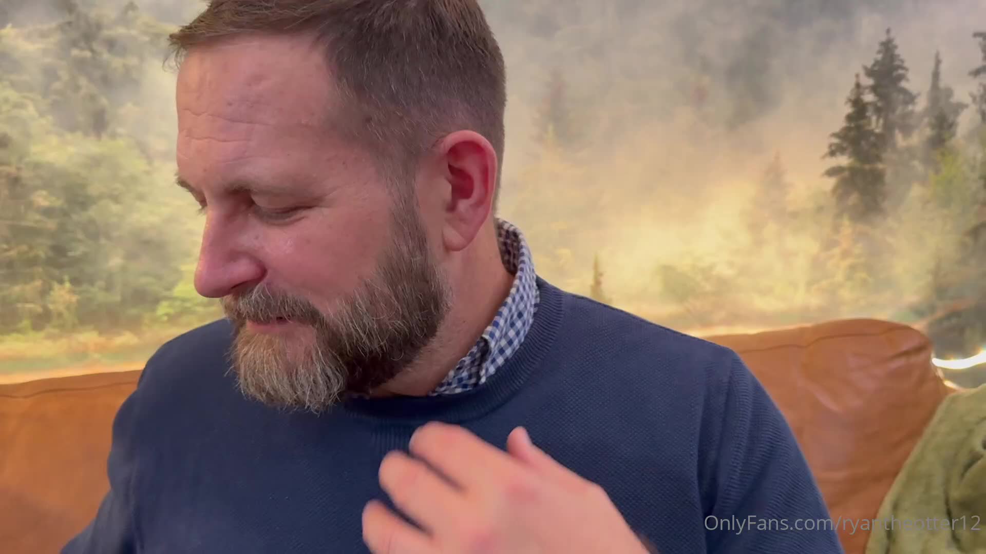 Ryantheotter12 - @seattle_dad came home from work and I could tell he had a t..