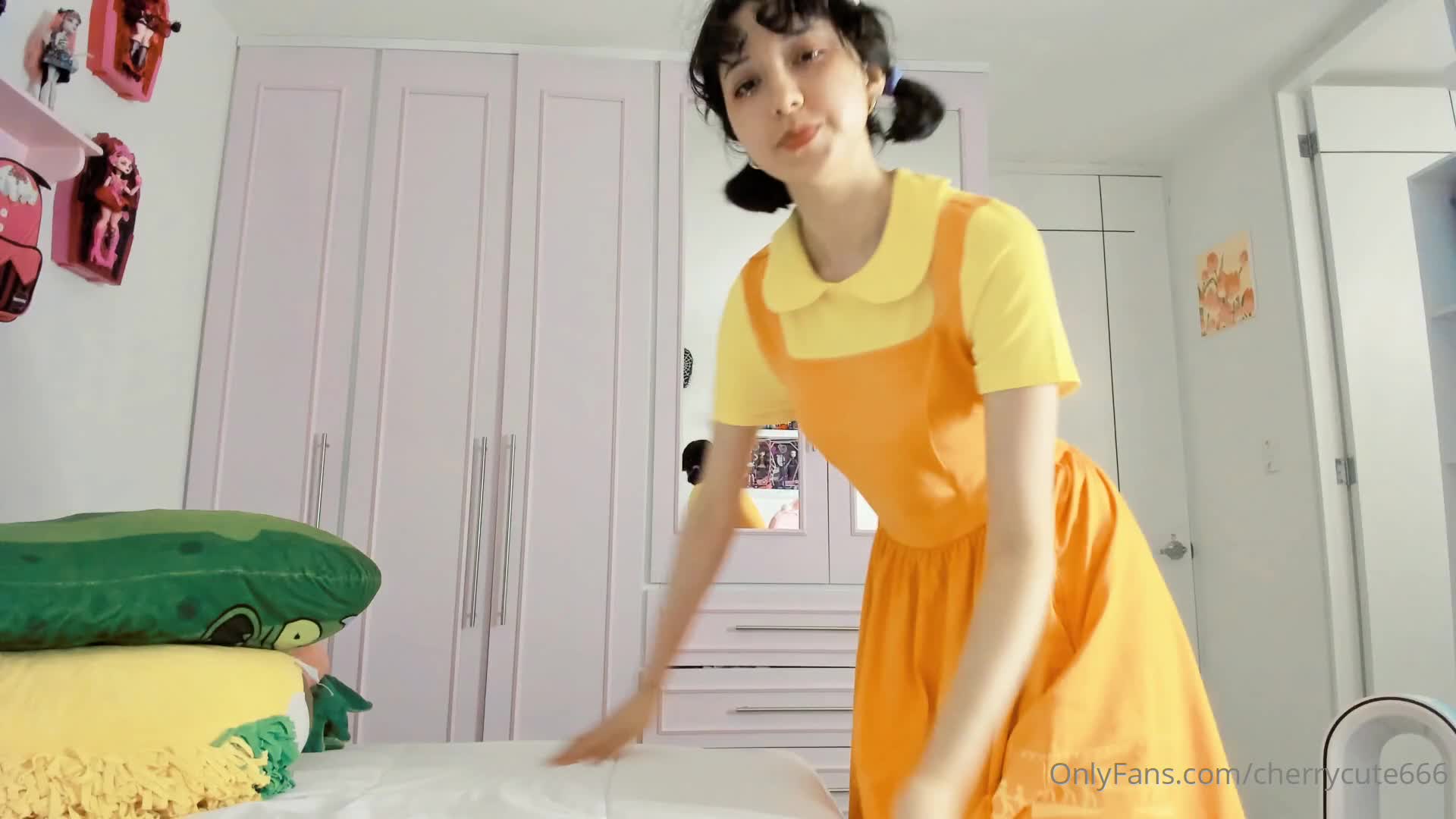 Cherrycute666 - ayer subi el video equivocado jajajajaj pero ya lo subi comp..