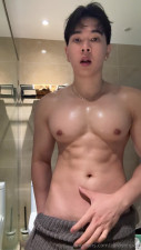 zorosenpaii OnlyFans leaked Zorosenpaii - I’m ready for the shower on HDthot
