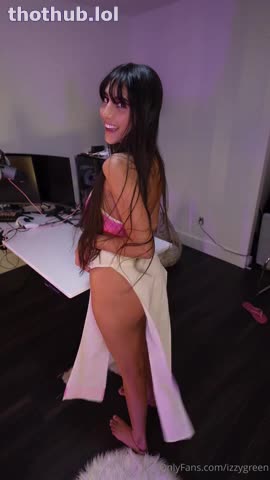 Izzy Green Halloween Sex Tape