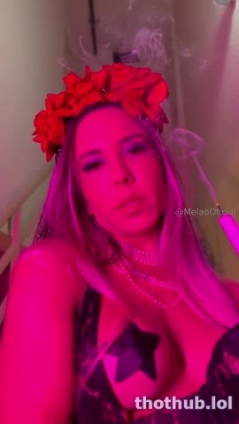 Renata Frisson (Mulher Melão) - Halloween Tease & Candle Wax Play