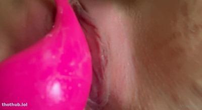 OnlyFans leaked Ivy King teasing wet pussy on HDthot