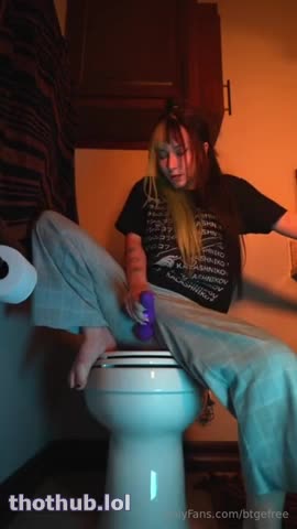 BigTittyGothEgg - Cumming with New Toys