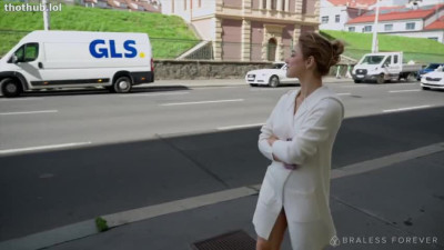 OnlyFans leaked Braless Forever: Cassandra - She Loves Showing Off on HDthot