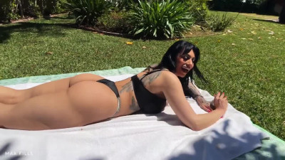 Ariana Starr