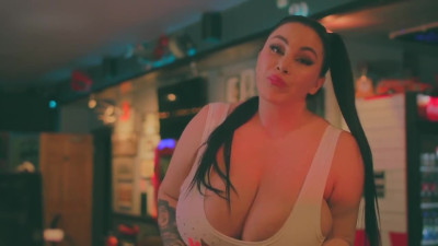 Korina Kova