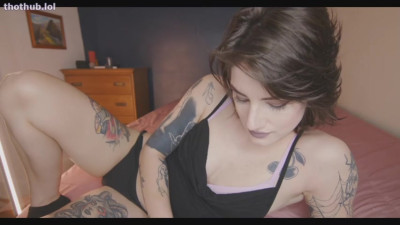 aynmarie's webcam show from March-02-2023 02:31:29