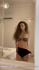ehotlovea strip topless