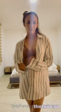 ehotlovea topless