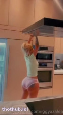 Iggy Azalea Panties Twerk