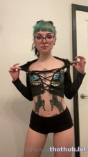 naomih666 hot goth stripping
