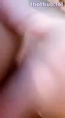 OnlyFans leaked Chica se masturba y lame los dedos on HDthot
