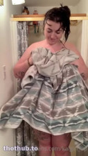 Kalgirl_up 01 In the shower