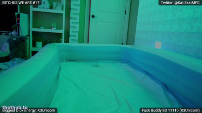 Kati3kat's webcam show from August-14-202