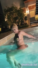 Iggy Azalea Hot Tub Nude Boobs & Twerk