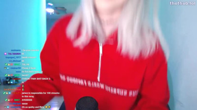 v33froggy twerking
